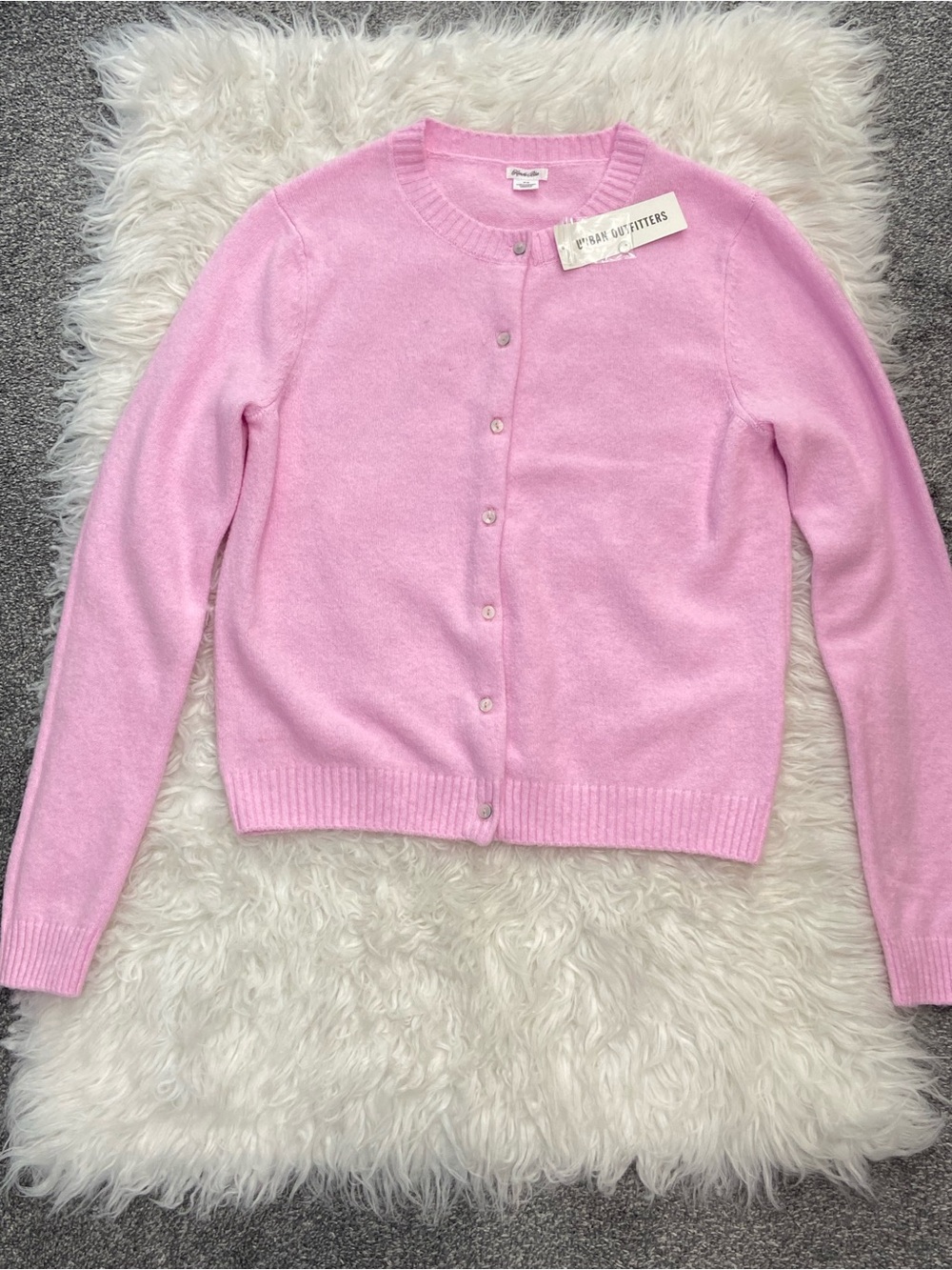 Kimchi Blue LS Cardigan by Urban Outfitters - Picture 2 of 9